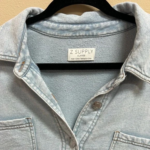 Z Supply Denim top- Size XL - Picture 3 of 4